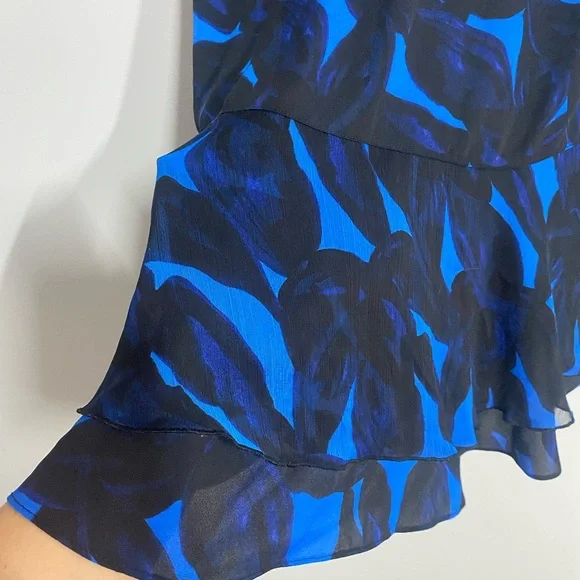 Blue and Black Patterned Blouse - Picture 10 of 13